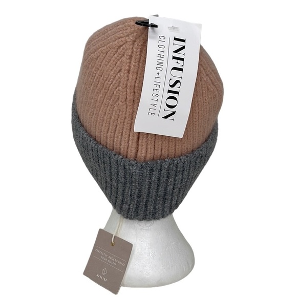 Styline Two Tone Blush Grey Beanie Knit One Size - Picture 7 of 15